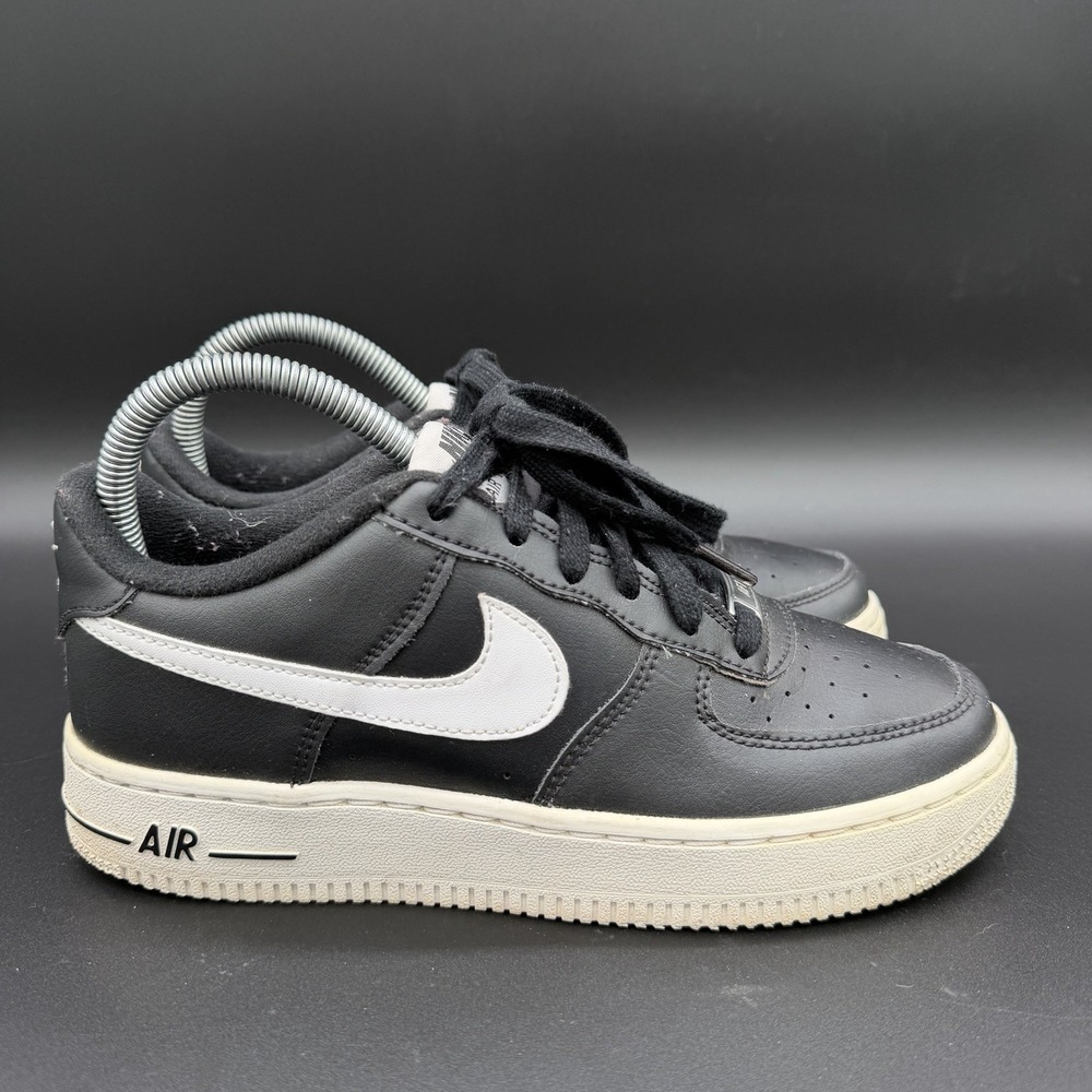 Nike Air Force 1 Shoes Youth Size 5Y Black White Leather Sneakers AF1